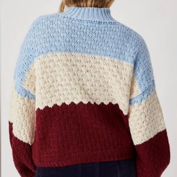 NWT Women's KORI America Color blocked Sweater, M/L - Picture 3 of 7